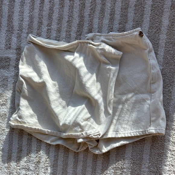 Zara Women's Cream Skort - Picture 1 of 3